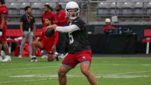 Cardinals’ Gardner Minshew to start vs. Cowboys, Carson Beck most likely out