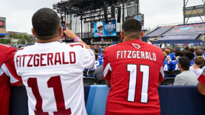 Read: Larry Fitzgerald thanks Cardinals fans in full-page Arizona Republic ad