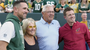 Tale of 2 LaFleurs: Mike soars in Arizona debut as brother Matt faces the heat in Green Bay