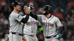 Dizzy bats and golf balls: Diamondbacks bond over fantasy football draft order competition