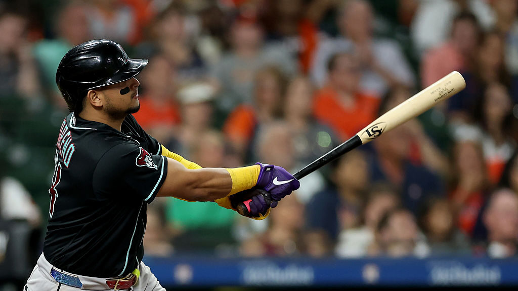 Diamondbacks beat Astros...