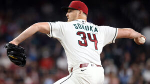 Diamondbacks GM Mike Hazen expects team’s rotation to remain same for rest of season