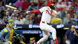 Phillies beat Brewers to lower their magic number, D-backs’ elimination number to 2