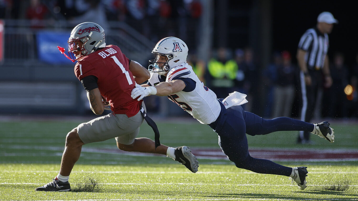 PULLMAN, WA - SEPTEMBER 26: Washington State Cougars wide receiver Daniel Blood (1) turns with the ...
