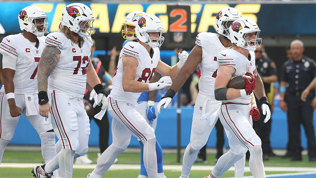 Cardinals beat Chargers...