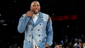 Mike D’Antoni thinks Shawn Marion should be the next Sun inducted into the Hall of Fame