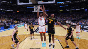 Arizona’s Tommy Lloyd expresses frustration as RJ Godfrey’s eligibility issues
