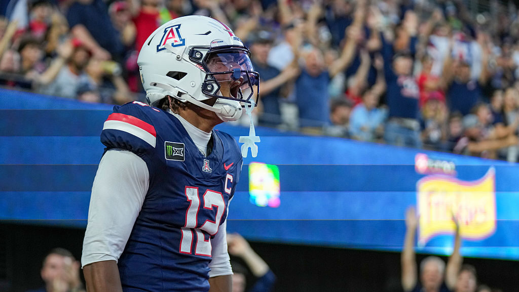 Report: Arizona's Tre Spivey expected miss rest of the season with a broken foot....
