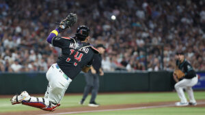 Which Diamondbacks are finalists for Gold Glove Awards?