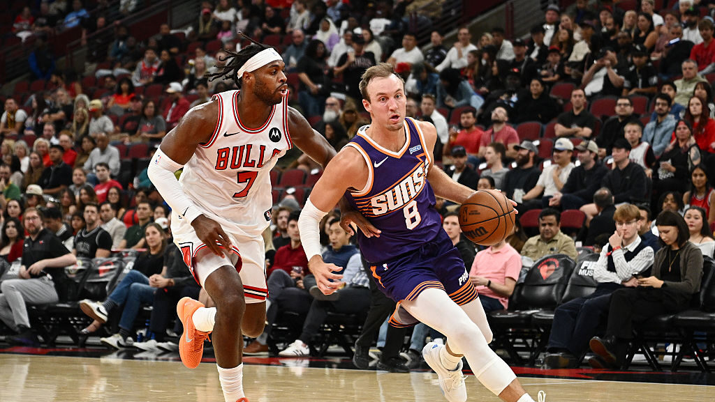 Suns' Luke Kennard questionable ahead of season-opener vs. Trail Blazers....