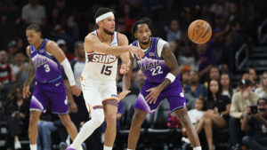 Suns end preseason with offensive pros, cons flashing vs. Jazz