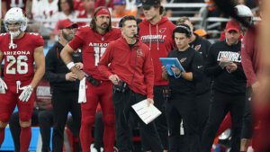 Cardinals’ trip to Dallas feels like an early crossroads for Mike LaFleur