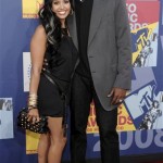 Kobe Bryant, right, and Vanessa Bryant arrive at the 2008 MTV Video Music Awards held at Paramount Pictures Studio Lot on Sunday, Sept. 7, 2008, in Los Angeles. (AP Photo/Chris Pizzello)