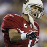 Arizona Cardinals quarterback Kurt Warner reacts to a play in the fourth quarter against the Pittsburgh Steelers duringthe NFL Super Bowl XLIII football game, Sunday, Feb. 1, 2009, in Tampa, Fla. (AP Photo/Winslow Townson)