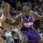 Phoenix Suns' Jason Richardson, right, drives against Golden State Warriors' Jamal Crawford during the first half of an NBA basketball game Sunday, March 15, 2009, in Oakland, Calif. (AP Photo/Ben Margot)