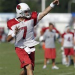 Arizona Cardinals quarterback Matt Leinart passes during NFL football practice Wednesday, Aug. 25, 2010, in Nashville, Tenn. The Cardinals and Titans held a combined practice two days after playing a preseason game against each other. (AP Photo/Mark Humphrey)