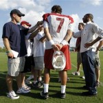 Arizona Cardinals quarterback Matt Leinart (7) is interviewed after NFLfootball practice on Wednesday, Aug. 25, 2010, in Nashville, Tenn. The Cardinals and the Tennessee Titans held a combined practice two days after playing a preseason game against each other. (AP Photo/Mark Humphrey)