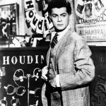 Actor Tony Curtis portrays magician Harry Houdini in the 1953 Hollywood movie "Houdini." Curtis has died at 85 according to the Clark County, Nev. coroner. (AP Photo, File)
