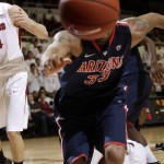 Arizona forward Jesse Perry (33) loses the ball during the first half of an NCAA college basketball game against Stanford in Stanford, Calif., Thursday, Feb. 3, 2011. (AP Photo/Paul Sakuma)