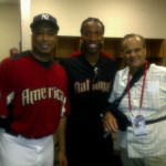 Cardinals WR Larry Fitzgerald, center, with former Yankee Bernie Williams, left, and former MLB manager and player Joe Torre. (@LarryFitzgerald)