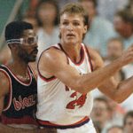 The Phoenix Suns made a huge free agent splash 
in signing All-Star forward Tom Chambers in 
1988. In his first game in the purple and 
orange, Chambers scored 25 points and grabbed 8 
rebounds in a loss to Portland November 4, 
1988.