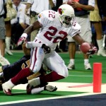 September 12, 2004 - Edward Jones Dome

Rams 17, Cardinals 10

Emmitt Smith's 11-yard touchdown run wasn't enough as St. Louis rallied with a late scoring drive in the fourth quarter.