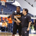 Eric Bledsoe gets advice from an assistant coach. (Photo: Craig Grialou/Arizona Sports)
