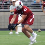 Troy Niklas reaches down to come up with a pass during Arizona Cardinals training camp July 26, 2014. (Adam Green/Arizona Sports)