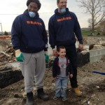 Will Sutton (left) and Blake Annen (right) of the Chicago Bears helped with tornado relief efforts in Fairdale, Illinois on Friday. (D Gresham/FOX 32 News)