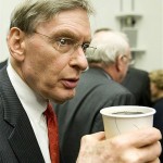 Major League Baseball Commissioner Bud Selig arrives to testify before the House Oversight and Government Reform Committee, Tuesday, Jan. 15, 2008, on Capitol Hill in Washington. (AP Photo/Haraz N. Ghanbari)