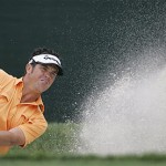 Eric Axley chips to the first green during the second round of the US Open championship at Torrey Pines Golf Course on Friday, June 13, 2008 in San Diego. (AP Photo/Lenny Ignelzi)