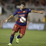 
              FC Barcelona's Luis Suarez controls the ball during the first half of an International Champions Cup soccer match against the Los Angeles Galaxy, Tuesday, July 21, 2015, in Pasadena, Calif. (AP Photo/Jae C. Hong)
            