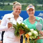 
              Australia's winner Samantha Stosur, right, and Italy's Karin Knapp pose for the media after their final match at the  WTA tennis tournament in Bad Gastein, Austria, on Sunday, July 26, 2015. Stosur won with 3-6, 7-6 and 6-2. (AP Photo/Kerstin Joensson)
            
