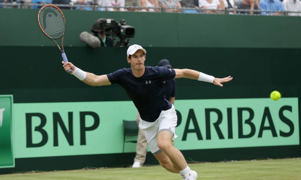 Britain’s Andy Murray plays a return to France’s Jo-Wilfried Tsonga during Britain and ...