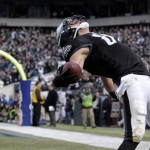Philadelphia Eagles' Brent Celek celebrates after scoring a touchdown during the first half of an NFL football game against the Arizona Cardinals on Sunday, Dec. 1, 2013, in Philadelphia. (AP Photo/Michael Perez)