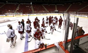 nhl phoenix coyotes roster