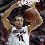 Arizona forward Aaron Gordon dunks a basket while playing Gonzaga during the second half of a third-round game in the NCAA college basketball tournament Sunday, March 23, 2014, in San Diego. (AP Photo/Denis Poroy)