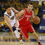 
              Houston Rockets guard Pablo Prigioni (9) drives against Golden State Warriors guard Stephen Curry during the first half of Game 1 of the NBA basketball Western Conference finals in Oakland, Calif., Tuesday, May 19, 2015. (AP Photo/Tony Avelar)
            