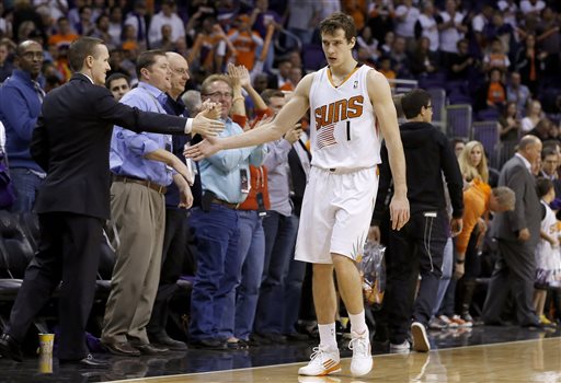Suns' Goran Dragic misses practice to be with wife, status ...