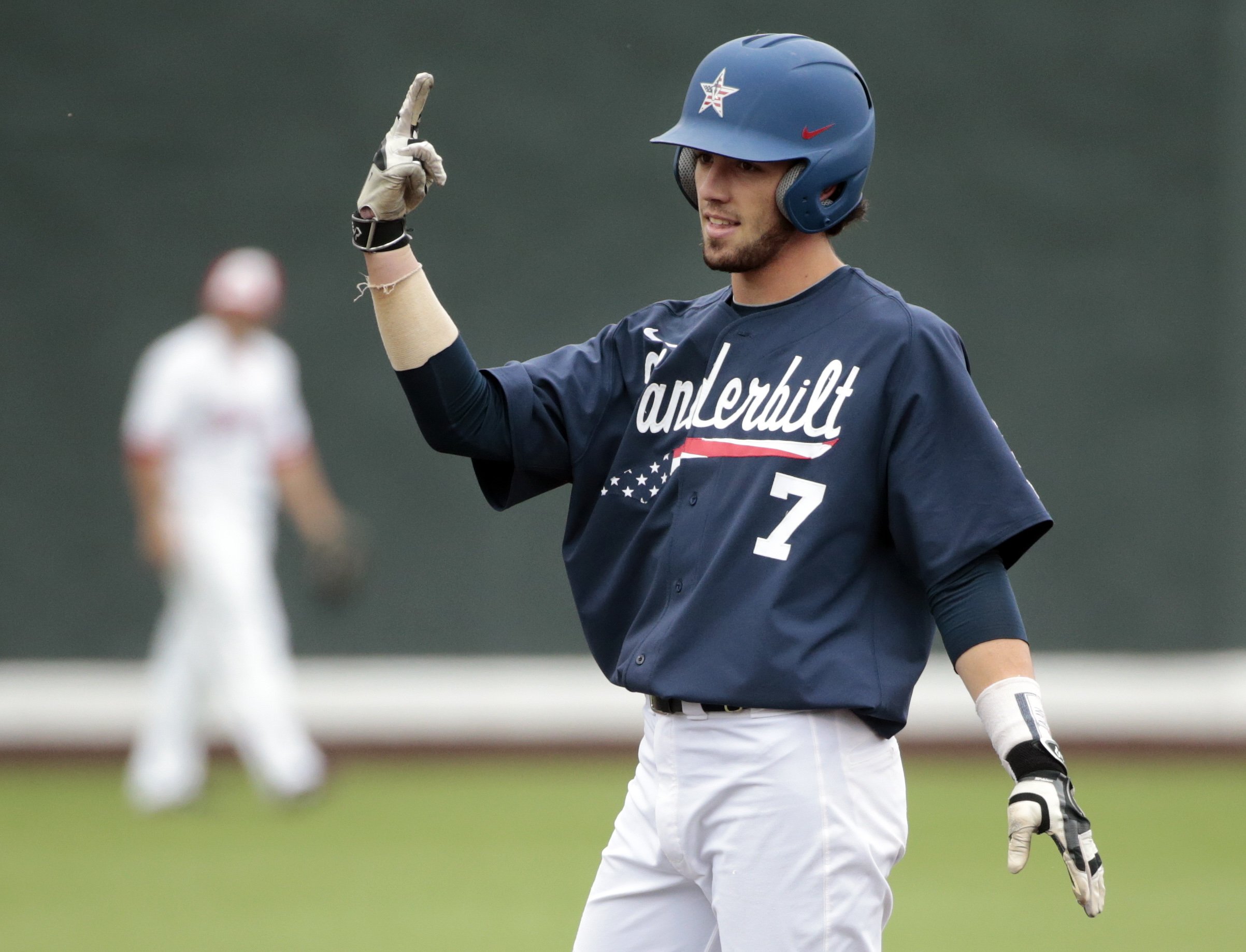 Dansby Swanson as a Winner and a Pitcher at Shortstop - Bleacher Nation