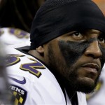 Baltimore Ravens linebacker Ray Lewis looks around before their NFL Super Bowl XLVII football game against the San Francisco 49ers, Sunday, Feb. 3, 2013, in New Orleans. (AP Photo/Dave Martin)
