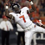 Oregon State's Brandin Cooks loses control of a pass in the end zone during the first half of an NCAA college football game against Arizona at Arizona Stadium in Tucson, Ariz., Saturday, Sept. 29, 2012. (AP Photo/John Miller)