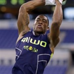 Penn State wide receiver Allen Robinson makes a catch during a drill at the NFL football scouting combine in Indianapolis, Sunday, Feb. 23, 2014. (AP Photo/Michael Conroy)