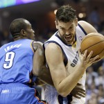  Memphis Grizzlies center Marc Gasol, right, drives against Oklahoma City Thunder forward Serge Ibaka (9) in the first half of Game 6 of an opening-round NBA basketball playoff series Thursday, May 1, 2014, in Memphis, Tenn. (AP Photo/Mark Humphrey)