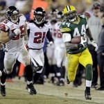 Green Bay Packers' James Starks (44) breaks away for a 41-yard run during the second half of an NFL football game against the Atlanta Falcons Monday, Dec. 8, 2014, in Green Bay, Wis. The Packers won 43-37. (AP Photo/Tom Lynn)