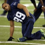Seattle Seahawks' Doug Baldwin stretches during a team practice for NFL Super Bowl XLIX football game, Friday, Jan. 30, 2015, in Tempe, Ariz. The Seahawks play the New England Patriots in Super Bowl XLIX on Sunday, Feb. 1, 2015. (AP Photo/Matt York)