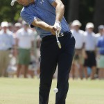 Jordan Spieth hits his tee shot on the third hole during the final round of the U.S. Open golf tournament in Pinehurst, N.C., Sunday, June 15, 2014. (AP Photo/Charlie Riedel)