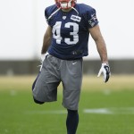 New England Patriots defensive back Nate Ebner warms up during practice Friday, Jan. 30, 2015, in Tempe, Ariz. The Patriots play the Seattle Seahawks in NFL football Super Bowl XLIX Sunday, Feb. 1. (AP Photo/Mark Humphrey)