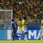 Colombia's goalkeeper David Ospina makes a save from a shot by Greece's Panagiotis Kone during the group C World Cup soccer match between Colombia and Greece at the Mineirao Stadium in Belo Horizonte, Brazil, Saturday, June 14, 2014. (AP Photo/Frank Augstein)