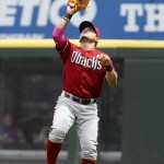  Arizona Diamondbacks right fielder Gerardo Parra catches a fly ball hit by the Chicago White Sox's Gordon Beckham during the fourth inning of a baseball game on Sunday, May 11, 2014, in Chicago. (AP Photo/Andrew A. Nelles)